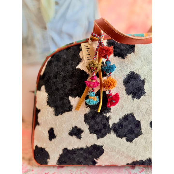 Atenti - Wholesale Weekender bag – women's - Curly Cow Overnighter – Handmade Weekender Bag with Cowhide Texture & Leather Accents1