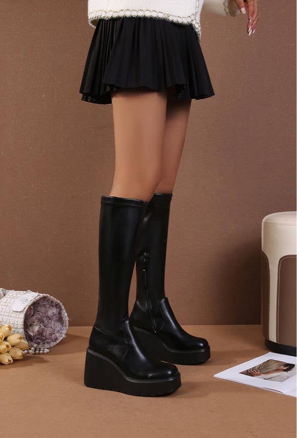 BELLICY / Cink-me - Vendita all'ingrosso Stivali - Donna - Stivali alti in similpelle con suola platform e, QT07-36B0