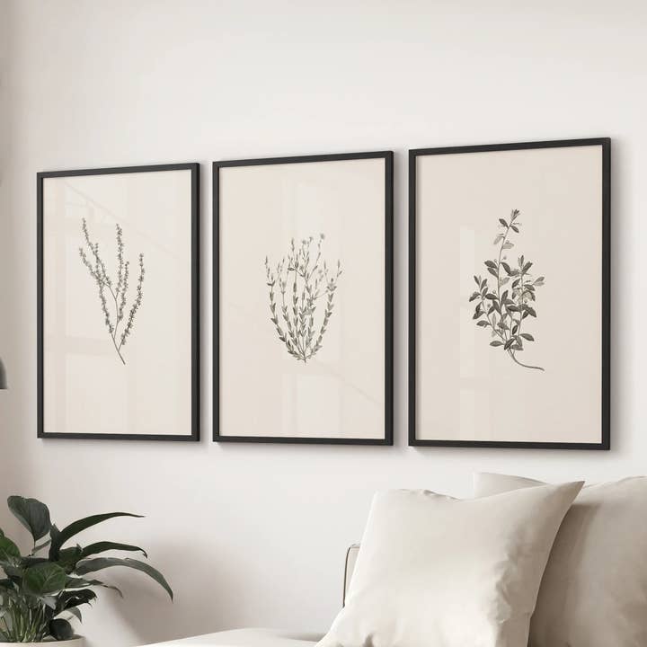 PrintSets.com - Wholesale Gallery Wall Set - Vintage Botanical 3 Piece Wall Decor. Rustic Dried Flower Prints7