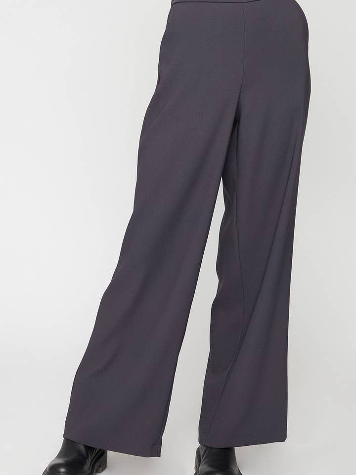 BRETT BEN DRA PÅ BYXOR för wholesale av Sans Souci