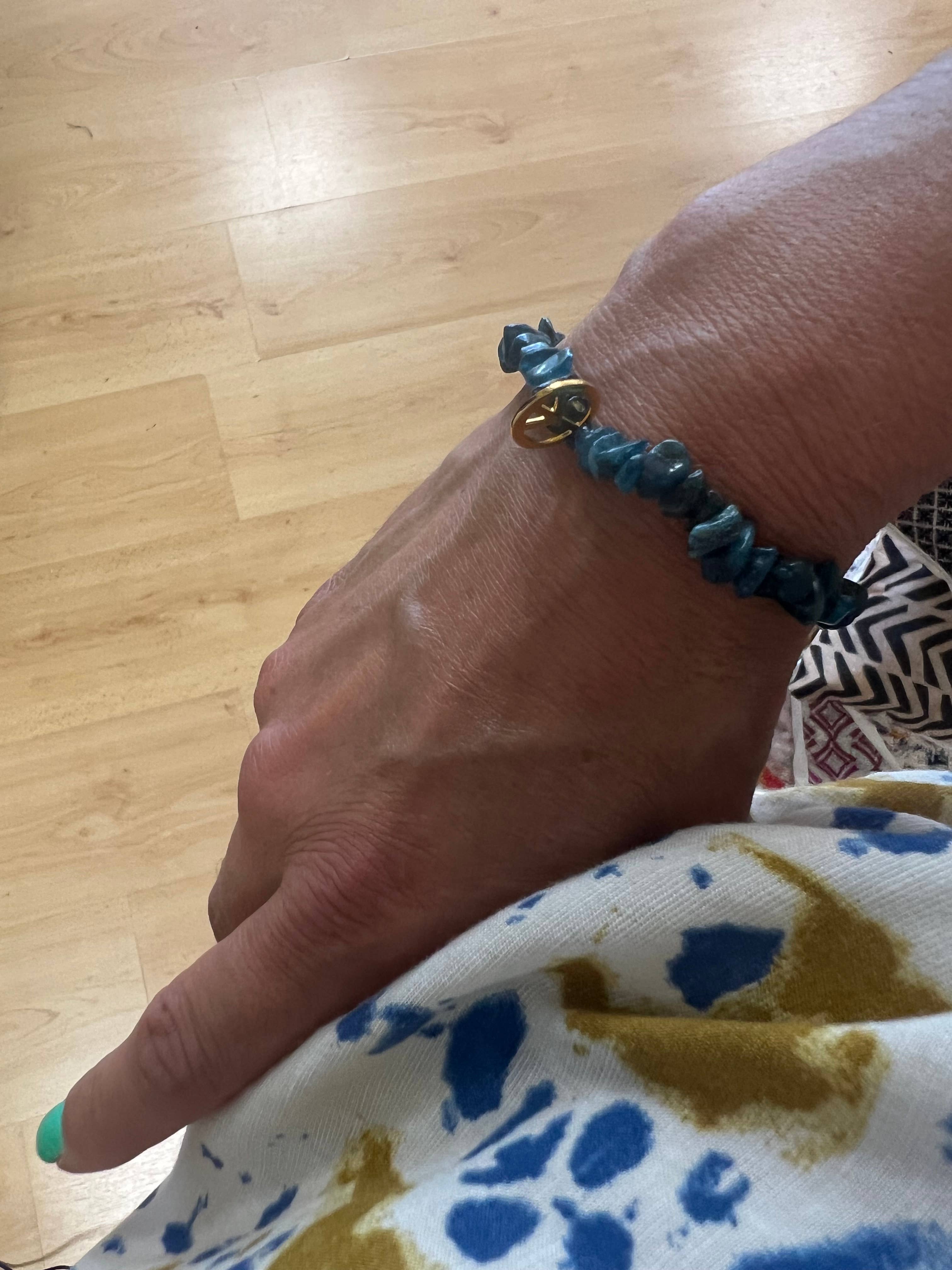 Téha Créations – Großhandel Perlenarmband – Apatit-Chip-Armband3