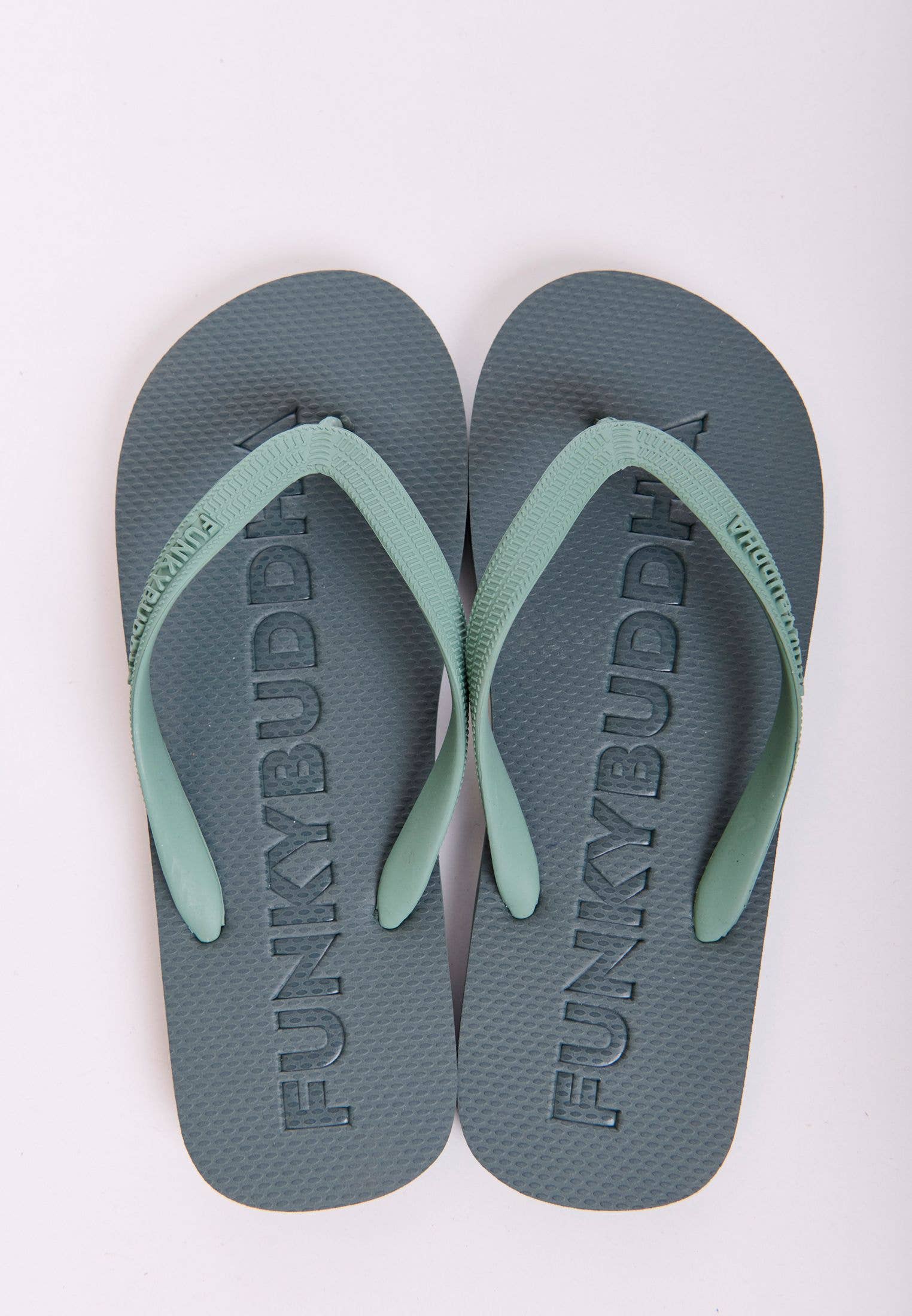 Funky Buddha - Wholesale Teenslippers - Heren - Heren slippers van 100% rubber (FBM011-053-08)2