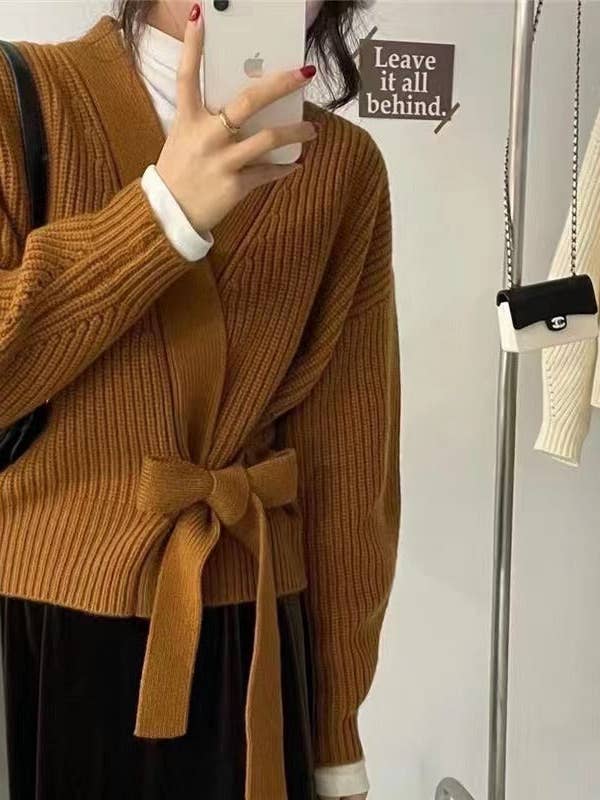 Camisola Cardigan Feminina com Decote em V por atacado de VividLux