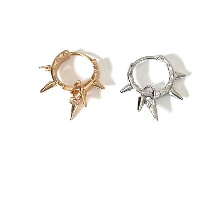 Petites créoles à pointes pour la vente par Royce and Oak