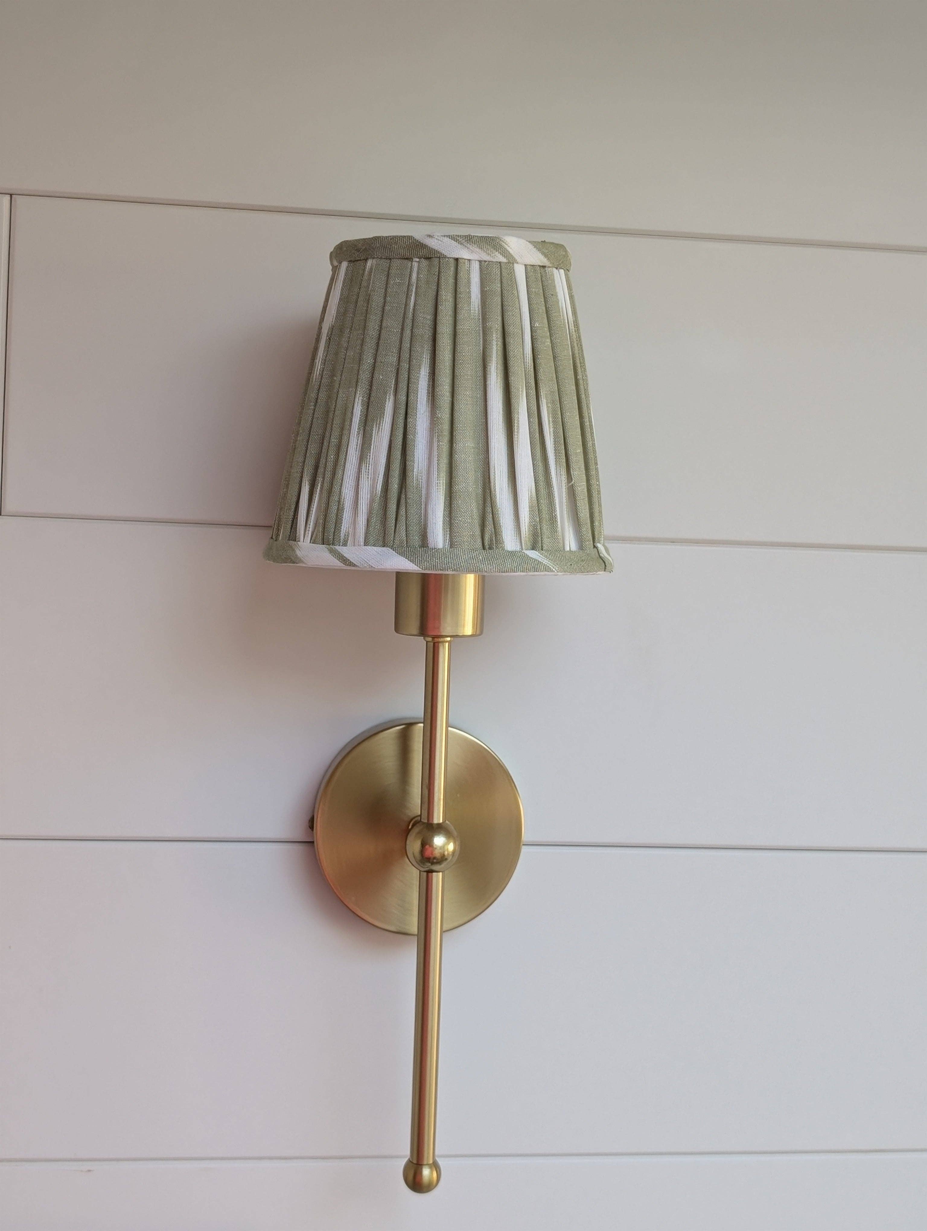 LNH EDIT - Wholesale Lamp Shade - Green Ikat Pleated Lampshade0