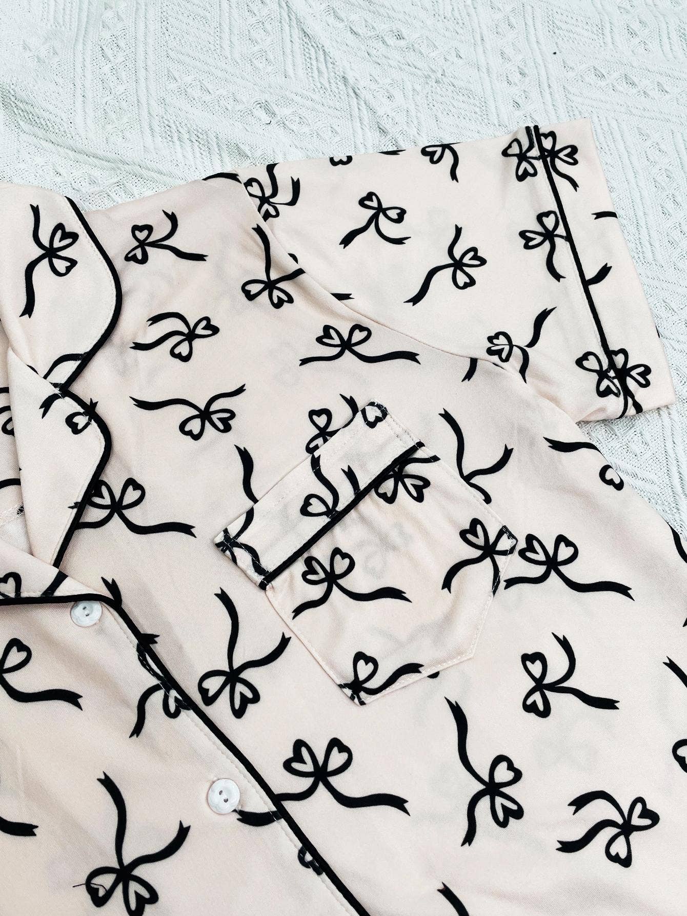 Begie Bow print pajamas 2 pcs t-shirt top & shorts set for wholesale on Faire5