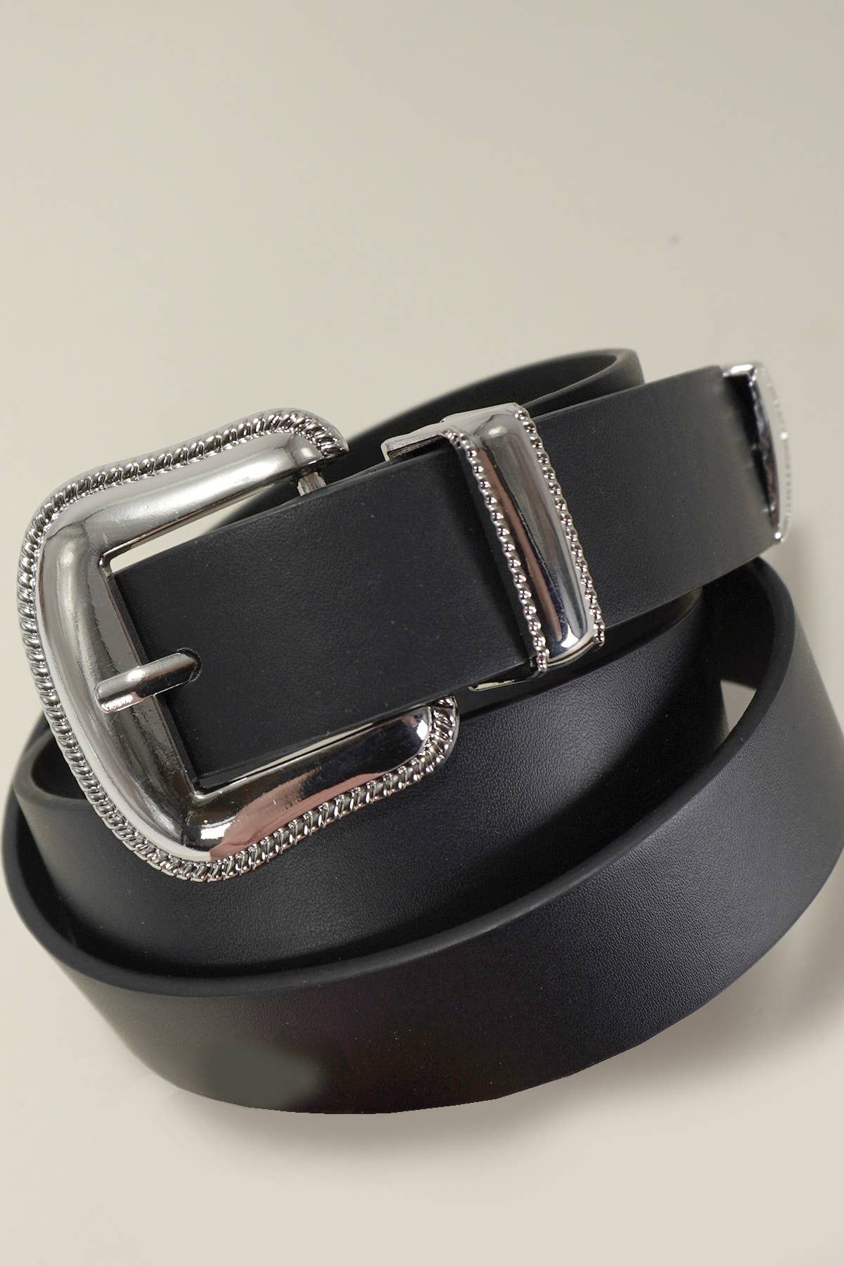 JOSSLYN by wall to wall - Wholesale Belt - Women's - CLASSIC WESTERN BUCKLE FAUX LEATHER BELT0