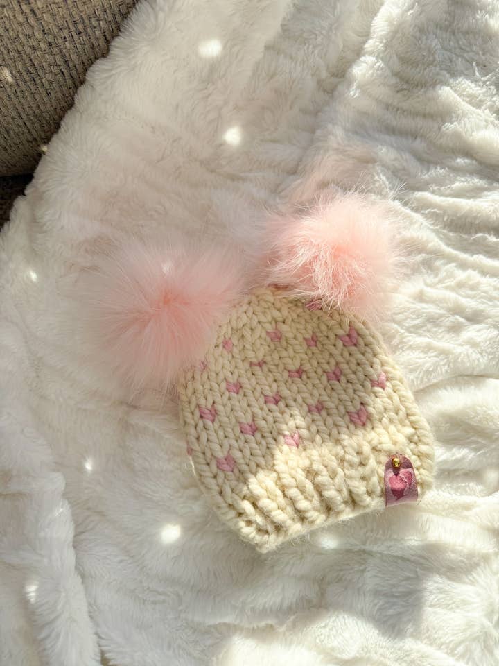 Neugeborenes rosa handgestricktes Mützchen💕 für den Großhandel von Knot Kinky HairTies