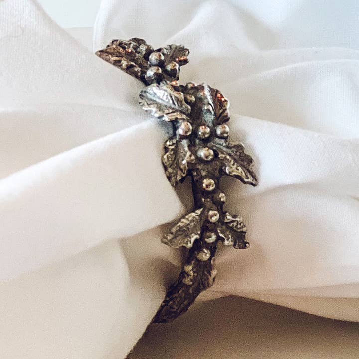 Anello portatovagliolo agrifoglio per la vendita all'ingrosso da parte di Vagabond House