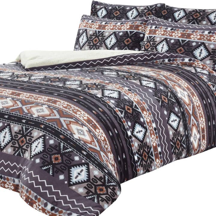Aztec Printed Teddy Duvet Sets With Reversible Sherpa Fleece Fur for wholesale by LOOMWORKS LTD