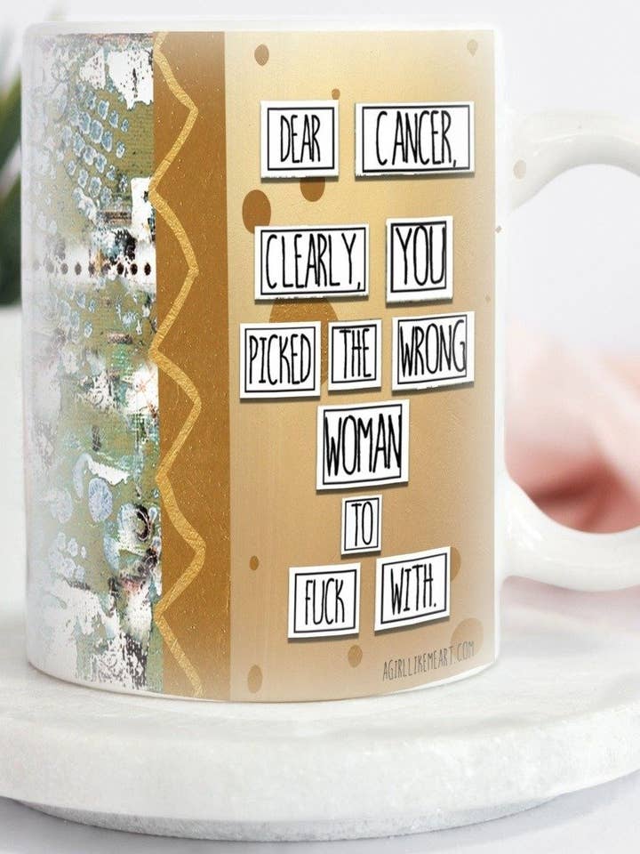 Lieber Krebs, du hast eindeutig die falsche Frau zum Ficken ausgewählt. - Becher für den Großhandel von Redefining She