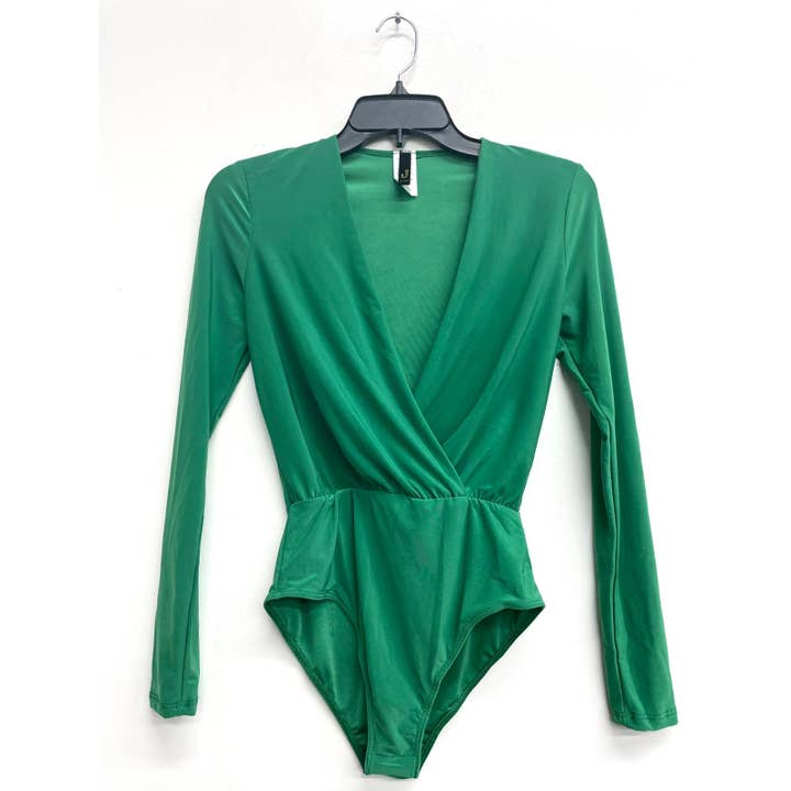 J4376 Eingewickelter Body mit Druckknopf für den Großhandel von Uptown Apparel