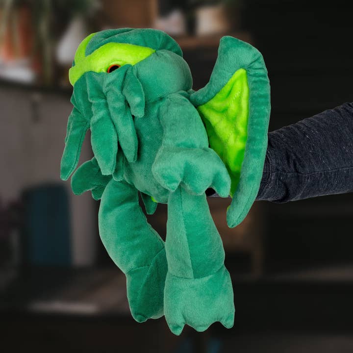 Toy Vault Cthulhu pluche handpop voor wholesale door Kurated Korner
