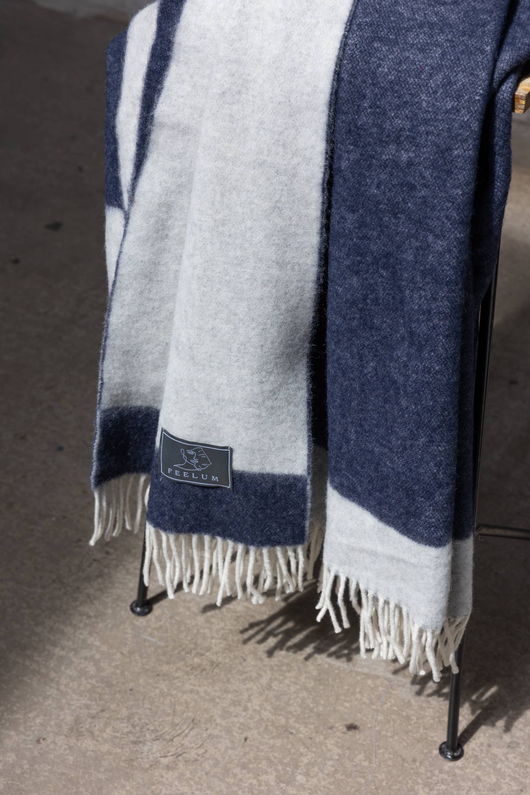 FEELUM homelinen by David Home srl - Wholesale Throw Blanket - TEOREMA plaid 15% cashmere 85% wool11