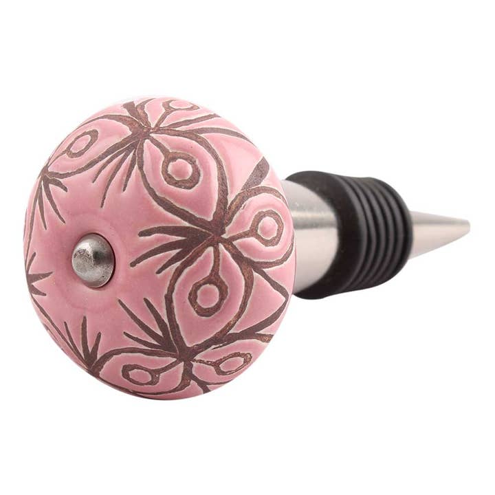 1 Piece Cute Bottle Wine Stoppers (Pink) for wholesale by Daana Paani LLC