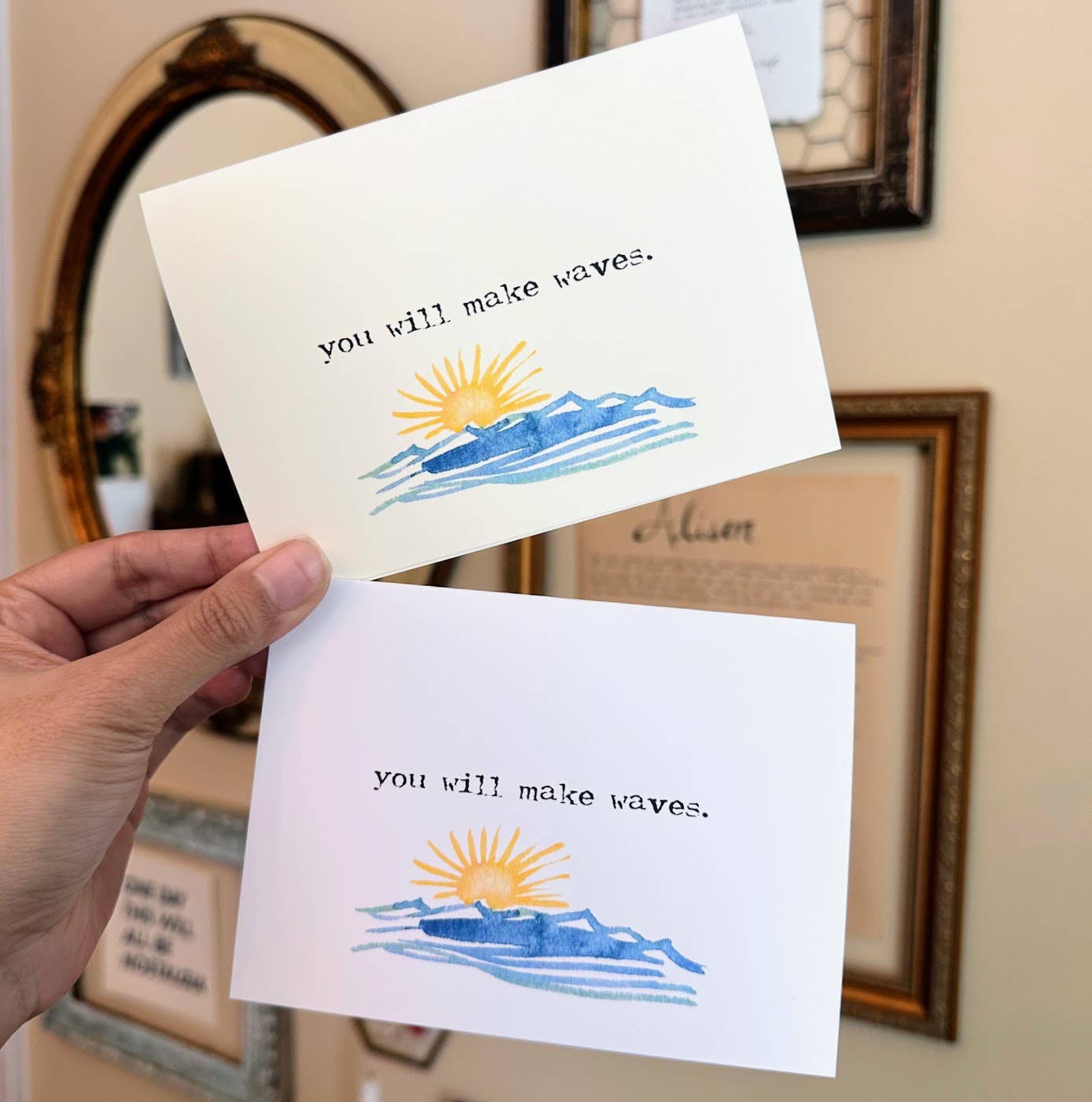 Alison Rose Vintage – Engroshandel Opmuntringskort – du vil gøre bølger kompliment kort med sol og hav2