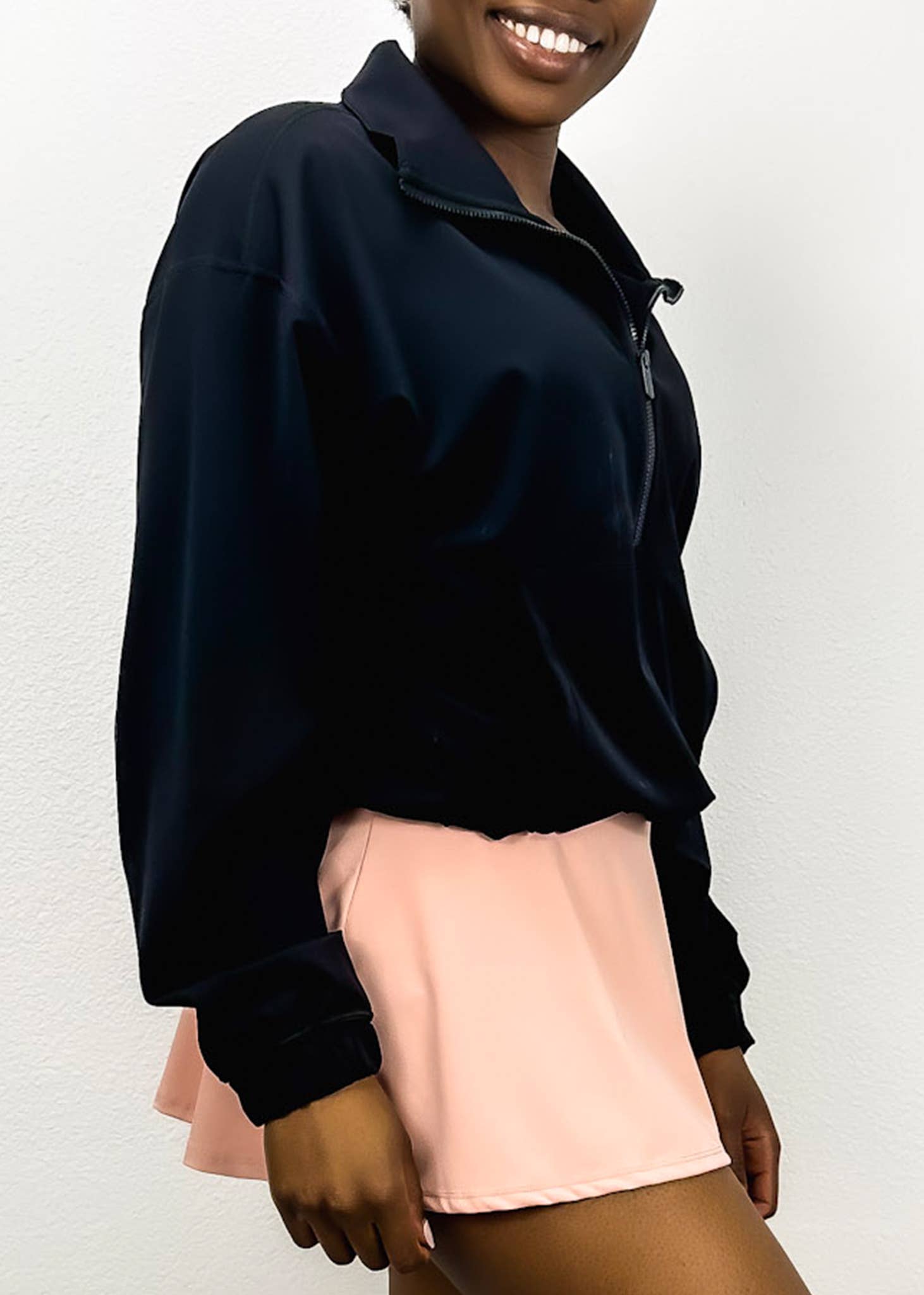 Active by Anna-Kaci – Engroshandel Træningsjakke - Dame – Buttery Blød Høj Hals Halv Zip Beskåret Jakke3