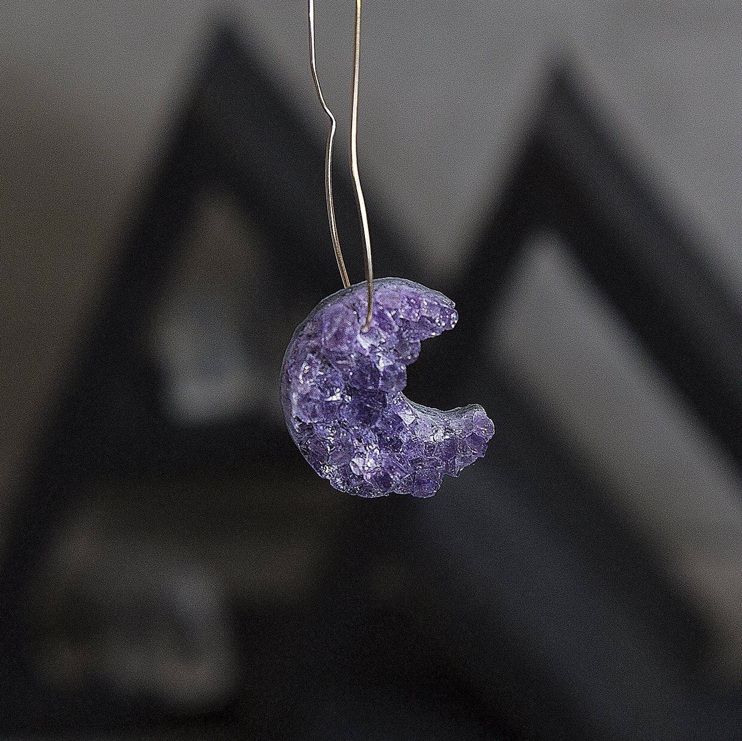 Rock Paradise - Wholesale Spiritual Stone/Crystal - Crystal Amethyst Moon Crescent Druzy Drilled RK237