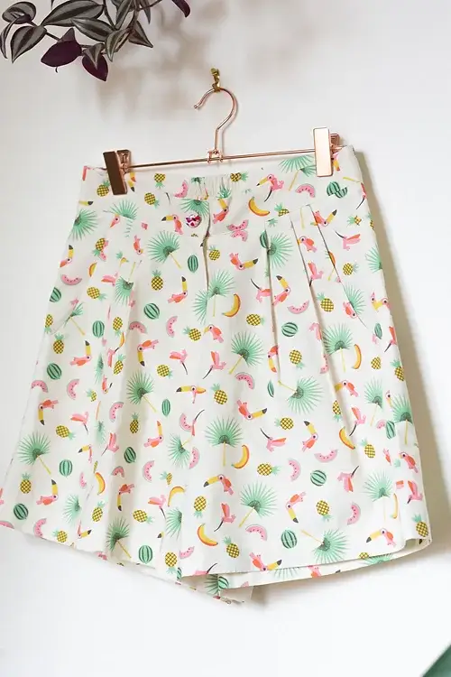 Jamais Sans Lui & Les Seins Nus - Wholesale Shorts - Women's - Short Babar Parroquet1