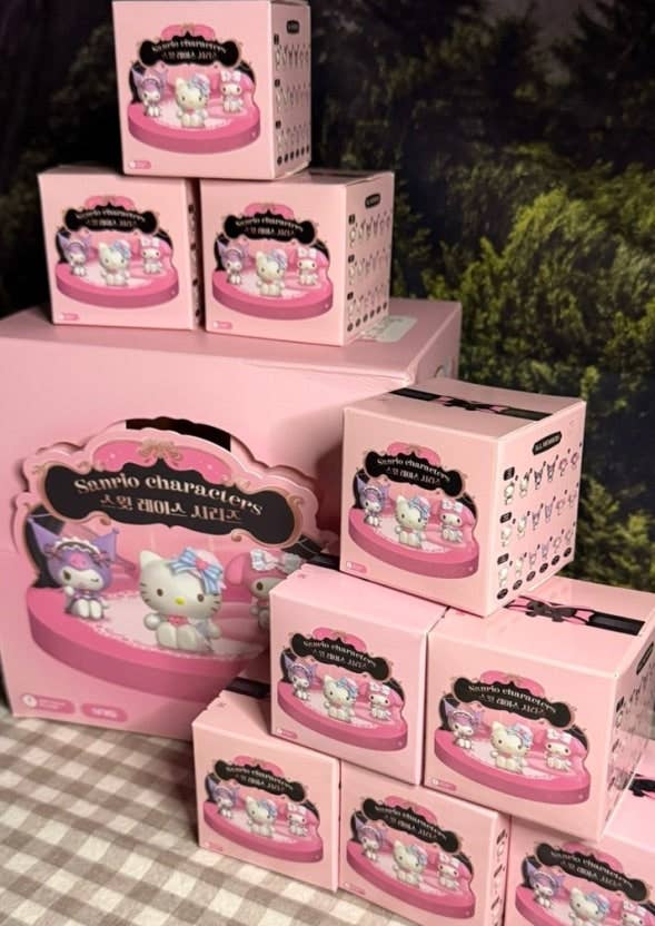 K-Wonderland - Wholesale Figurine Toy - Kids - Sanrio Characters “Sweet Lace” Mini Figure Series3