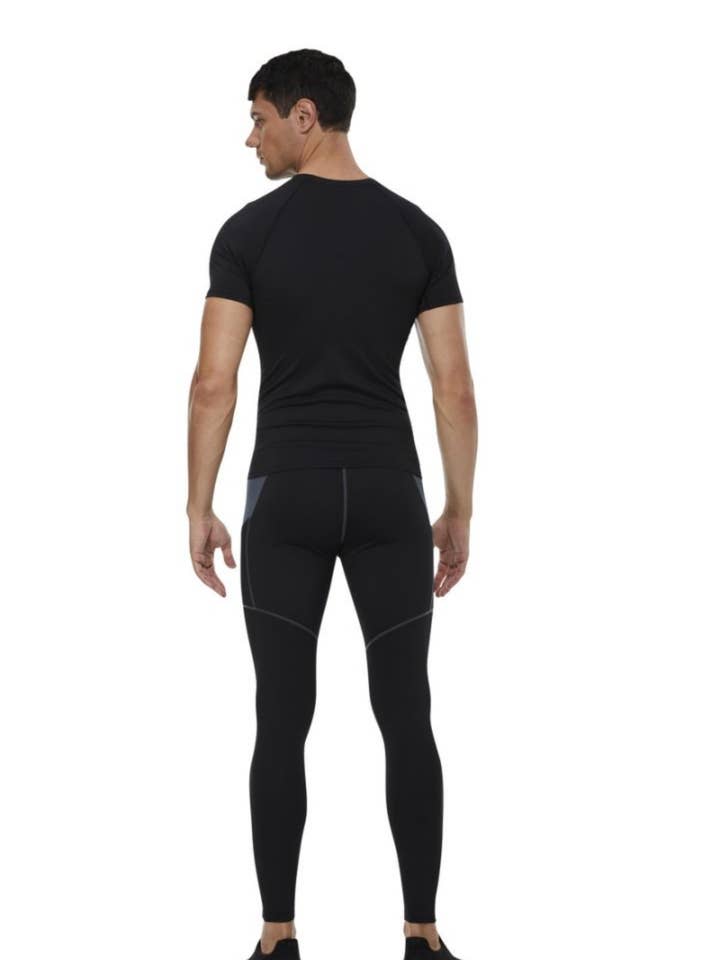 Active by Anna-Kaci - Wholesale Athletic Top - Men's - Compression Short Sleeve T-Shirt in Stretch Heather Fabric