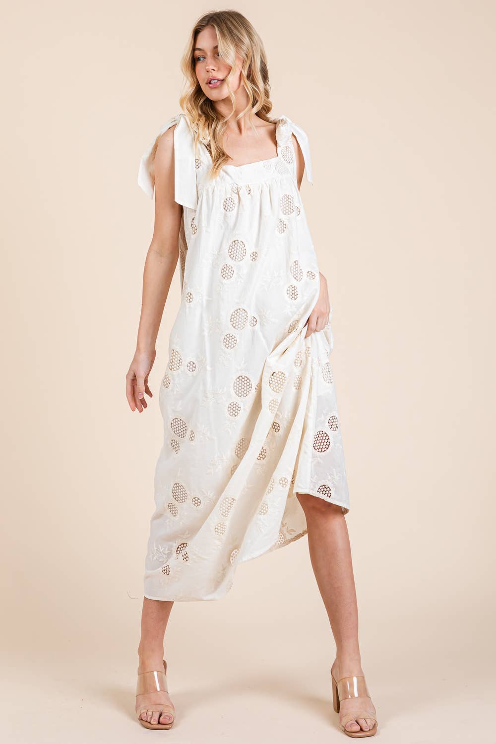 GeeGee x Lovelo – wholesale Dress – Women's – Sunflower Eyelet Lace Midi Sundress, OD513404