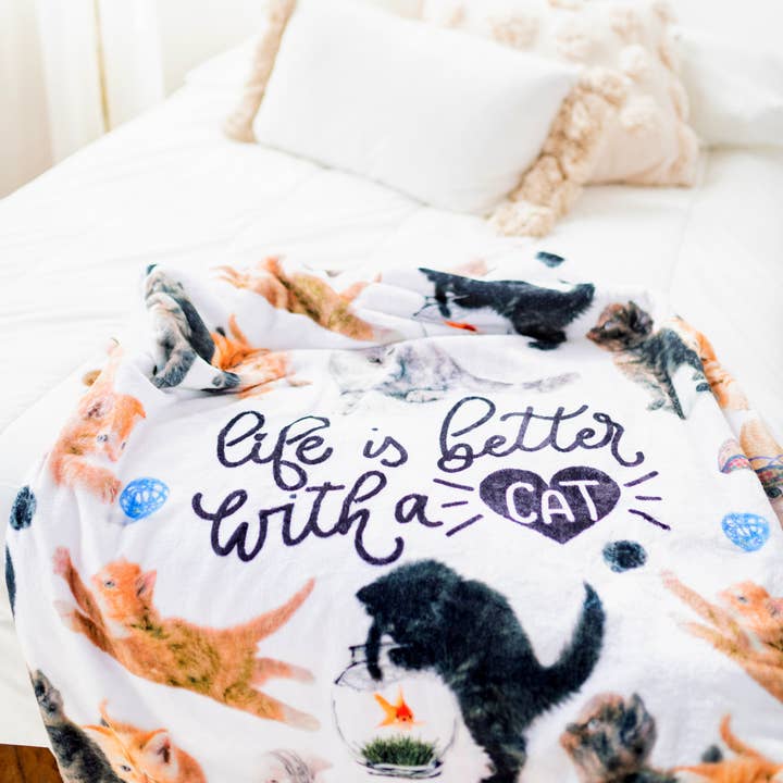 BRIEF INSANITY - Wholesale Throw Blanket - Life Is Better With A Cat Throw Blanket