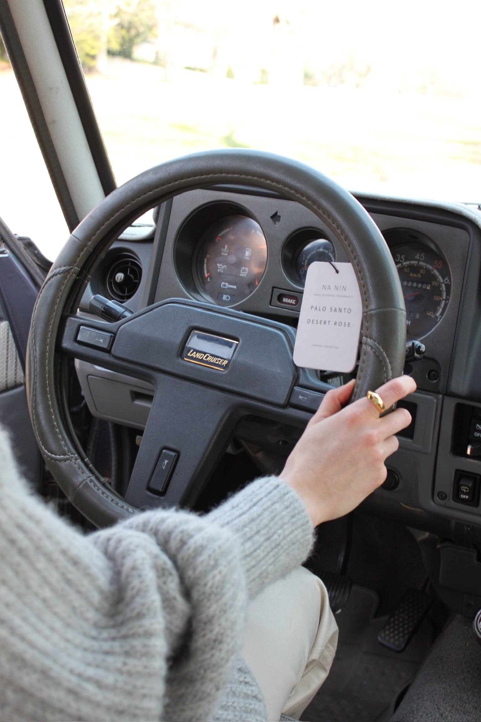 Na Nin - Wholesale Air Freshener - Palo Santo & Desert Rose Fragrance Card15