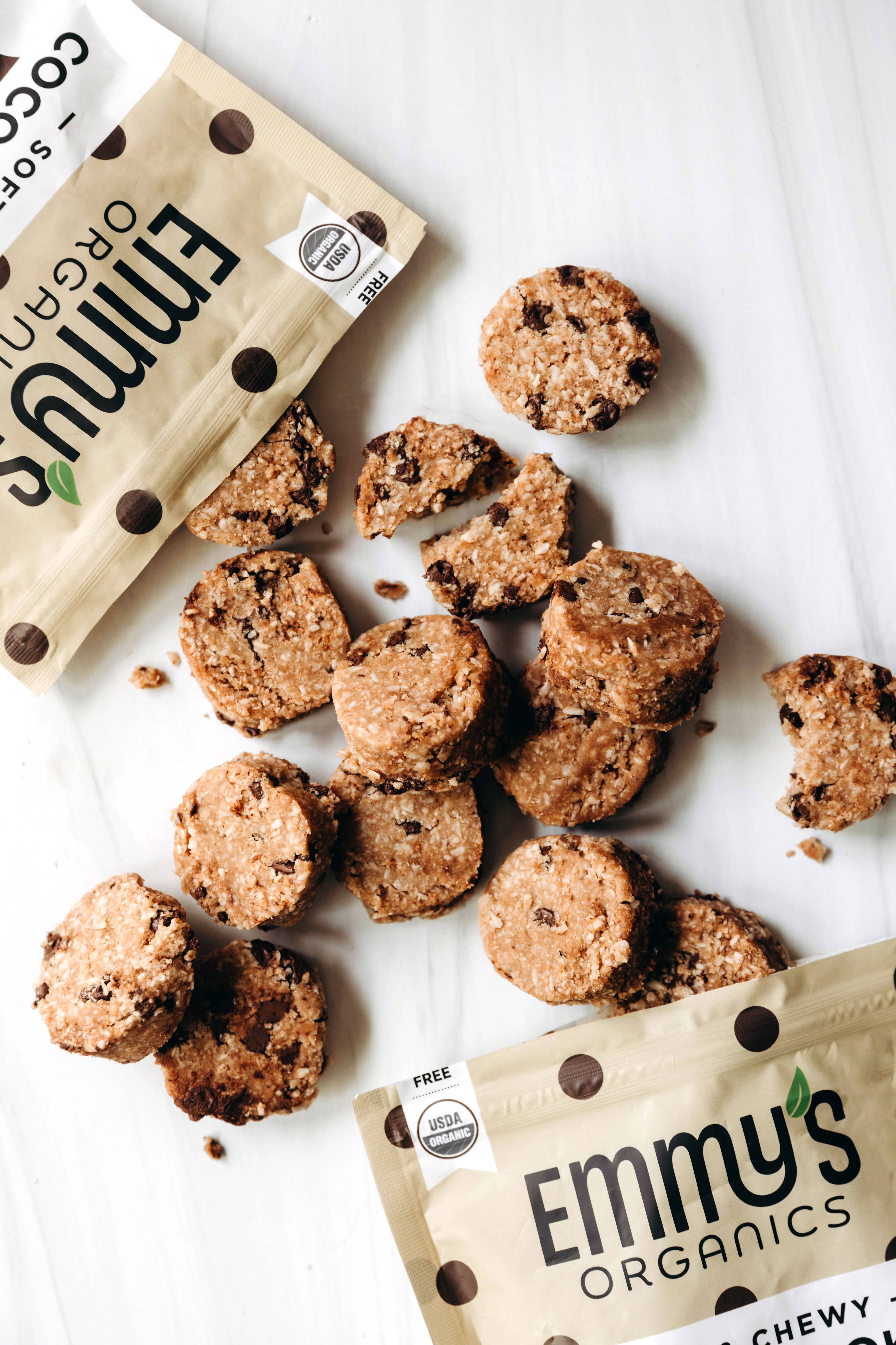 Emmy's Organics - Wholesale Cookie - Chocolate Chip Coconut Cookies 6oz Master Case (32 units)5