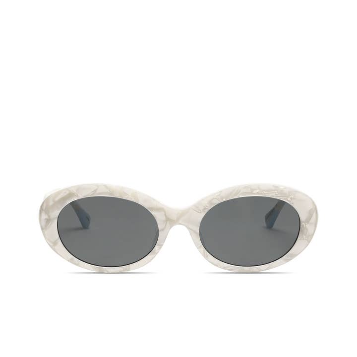 Nuage de Pétra pour la vente par COVRY EYEWEAR