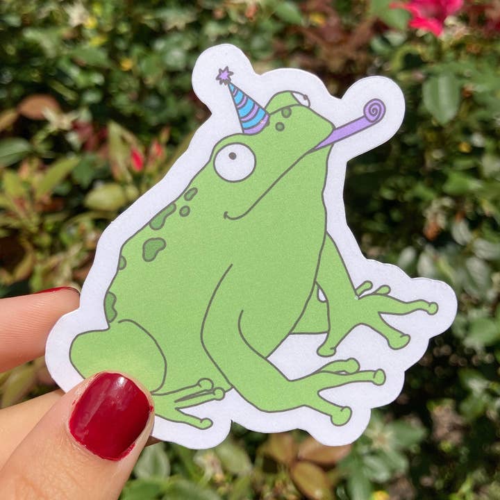 Party Frog Sticker | Rolig groda klistermärke | Weird Frog Decal | Grön padda klistermärke | Tecknad söt groda i födelsedagshatt | Handla Frankie Sue för wholesale av Frankie Blue