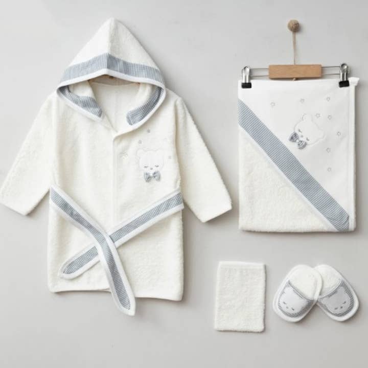 Omnis Pura - Wholesale Baby bath set – Kids & Baby - 100% Natural Cotton Bear Embroidered Unisex Bath Set