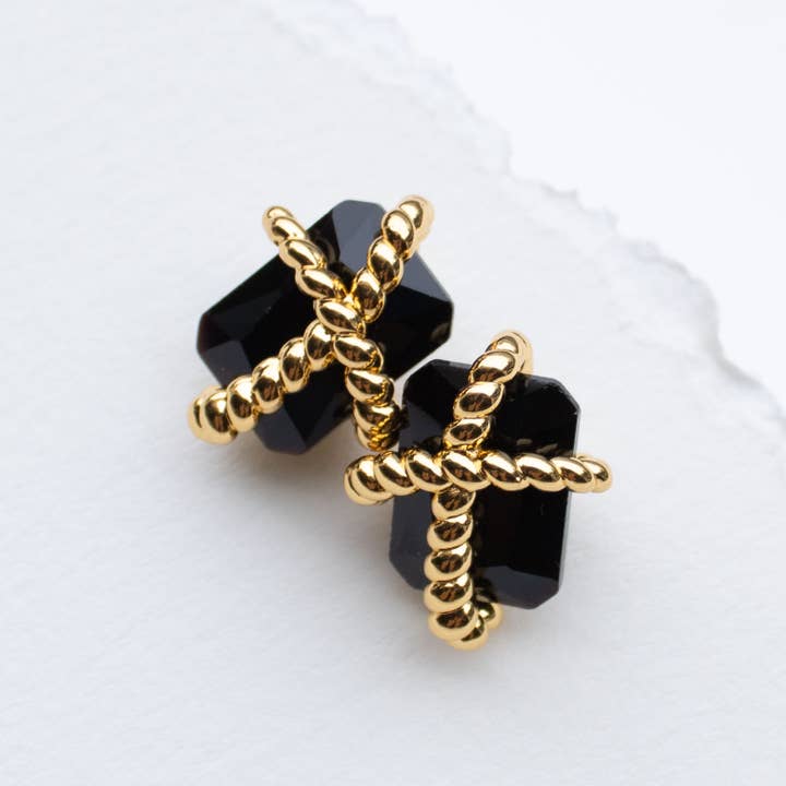 Tiepology - Wholesale Stud/Post Earrings - Elegant Twist Gold & Black Stud Earrings 2