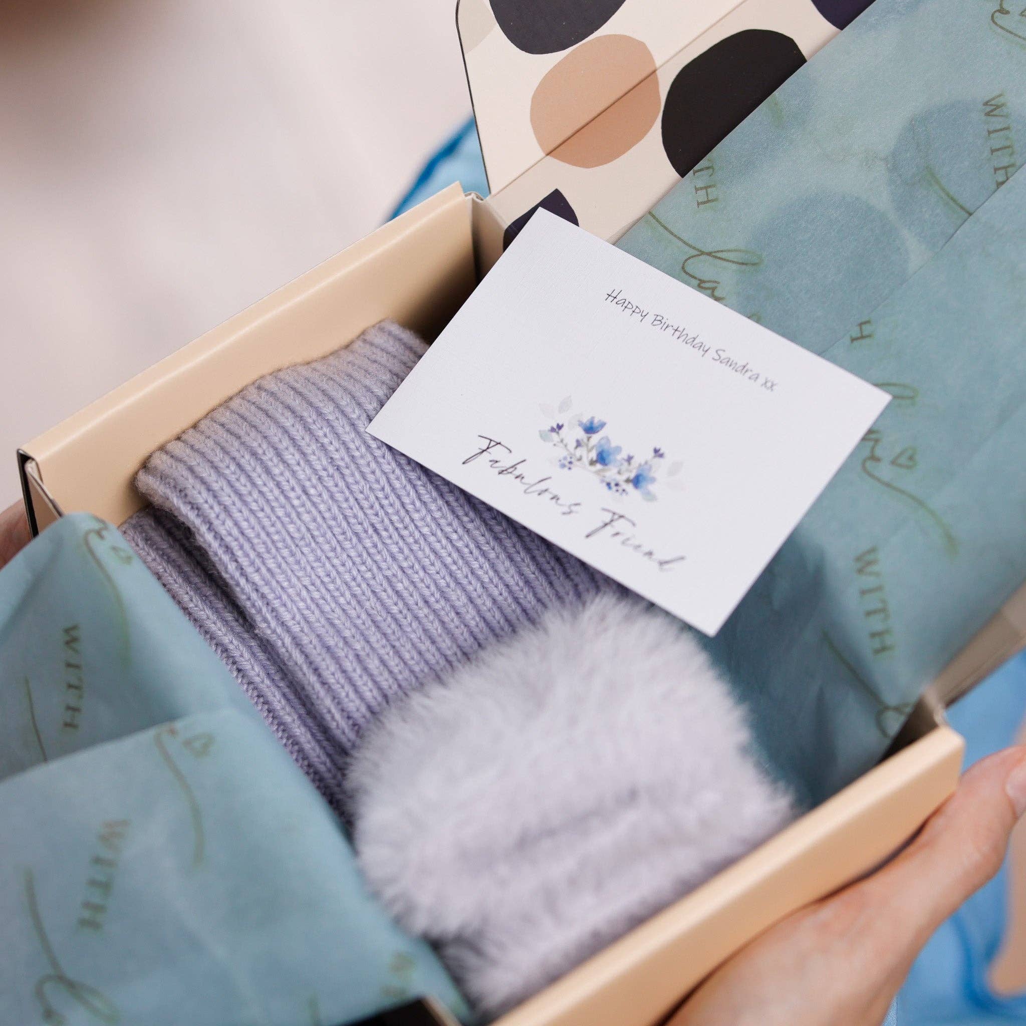 Studio Hop – wholesale Gloves – Women's – Alpaca Wool Fingerless Gloves with Fluffy Cuffs0