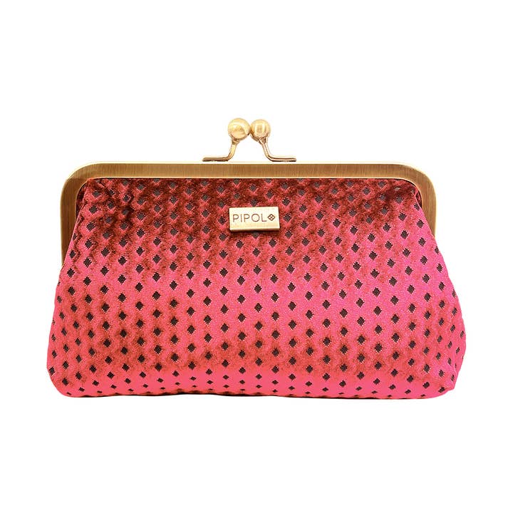 Pochette Ana en velours rouge avec fermeture métallique pour la vente par PIPOL