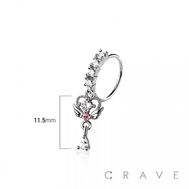 CRAVE - Vendita all'ingrosso Orecchini singoli - CIONDOLO IN ZIRCONIA CUBICA MULTICOLORE CON ALA A FORMA DI CUORE, IN ZIRCONIA CUBICA CENTRALE, A FORMA DI CUORE, IN ACCIAIO INOSSIDABILE 316L1