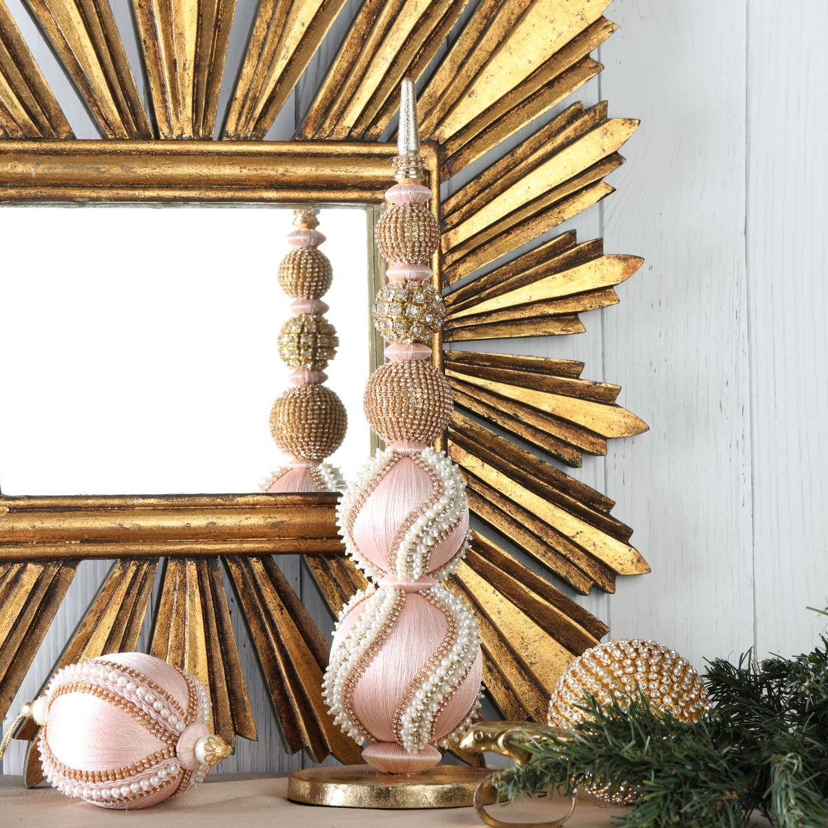 Vatican Homes – Engroshandel Dug – Blush udsmykket bordløber1