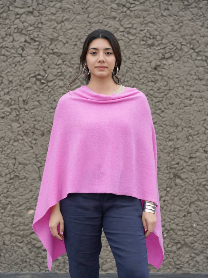Cashmere Poncho-Pink for engroshandel hos Dolma
