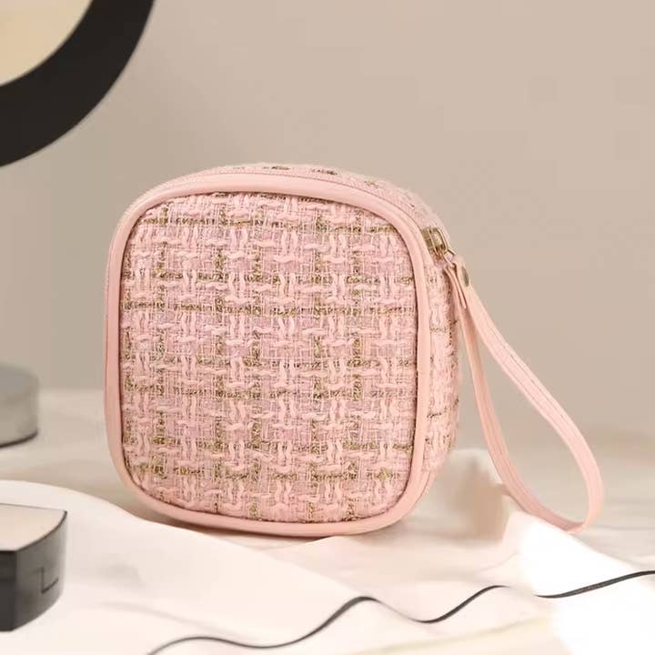 Fashion City - Wholesale Makeup/Cosmetic Bag - Houndstooth Pattern Cosmetic Travel Bag