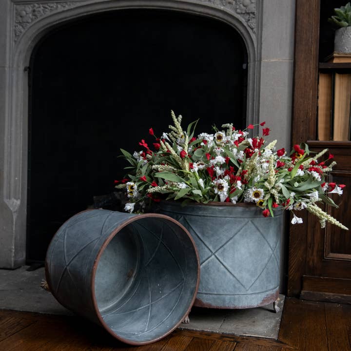 SET/ 2 METAL CRISS CROSS BUCKETS for wholesale by Ragon House