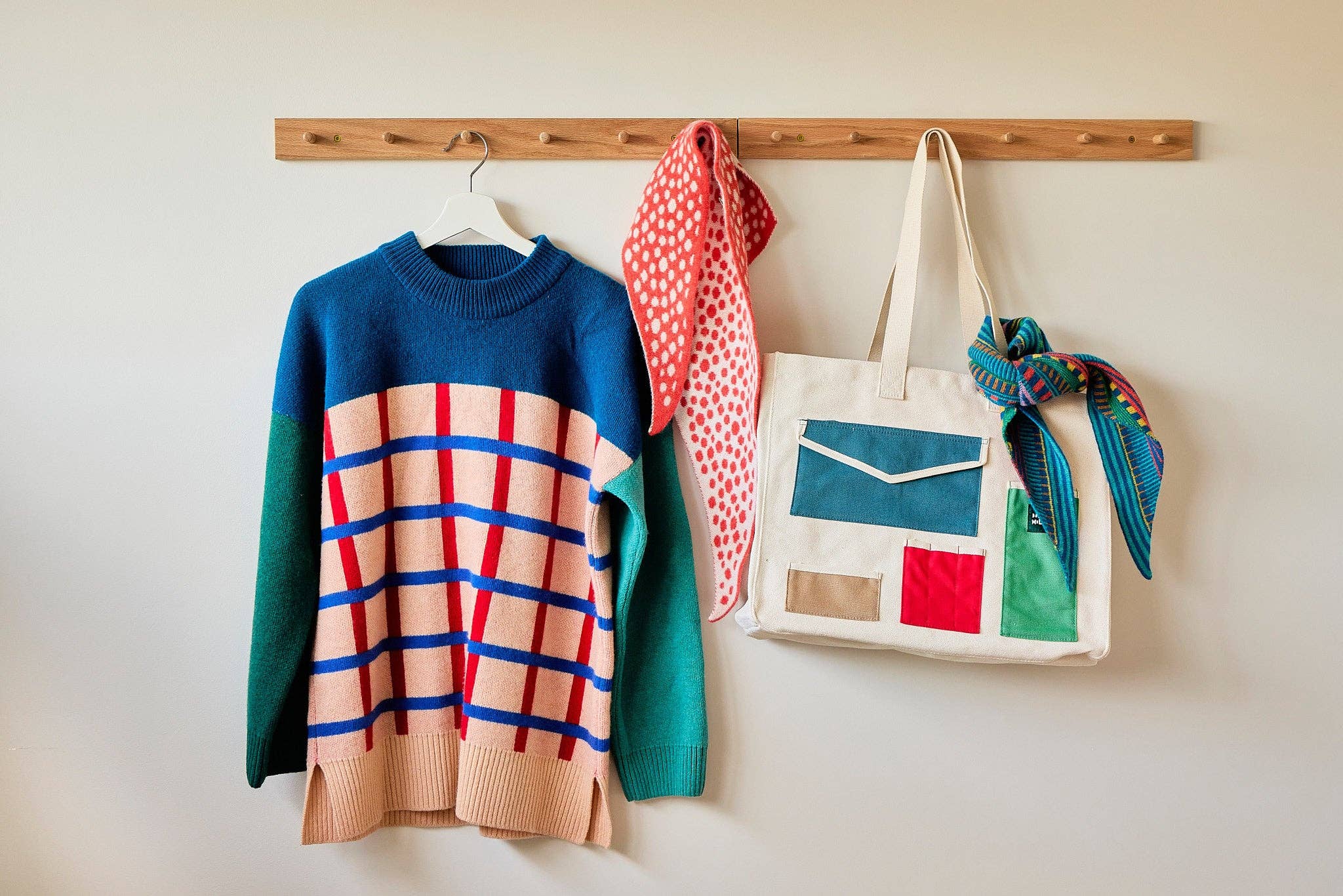 Donna Wilson – Großhandel Tragetasche – Damen – Große Baumwolltasche mit aufgesetzten Taschen2