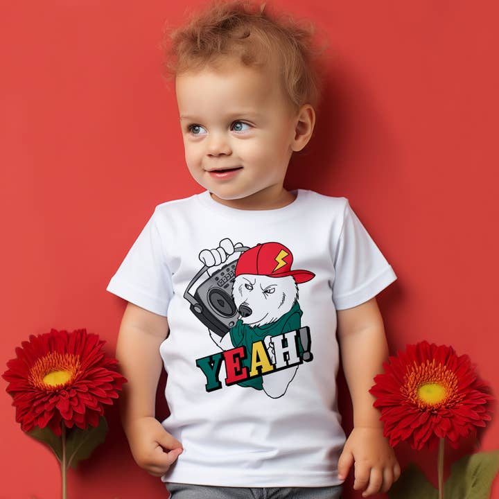 Kid T-Shirt Yeah Bear pour la vente par Emogifts