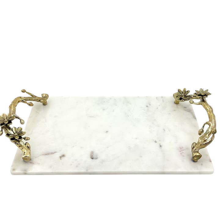 Hvid marmorbakke med forgyldte blomsterhåndtag for engroshandel hos The Tangerine Store