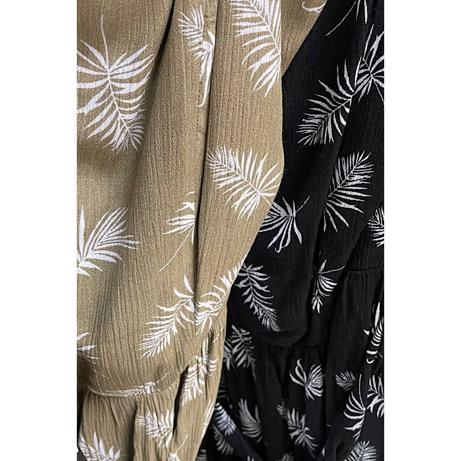 Curve Market – Romper - Mulher por atacado – MACACÃO PLUS SIZE COM ESTAMPA TROPICAL NA CINTURA0