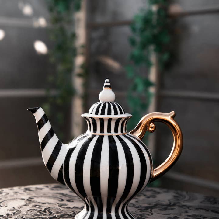 Lively Ghosts - Wholesale Tea Pot - Teapot | Grim & Ghostly Tea Set