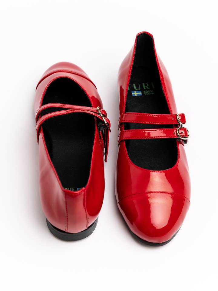Turf – Großhandel Flache Schuhe – Damen – Mary Jane Kirschrot, Ballerina Perlsilber, Vegane Schuhe Flach für Damen, Rote Schuhe