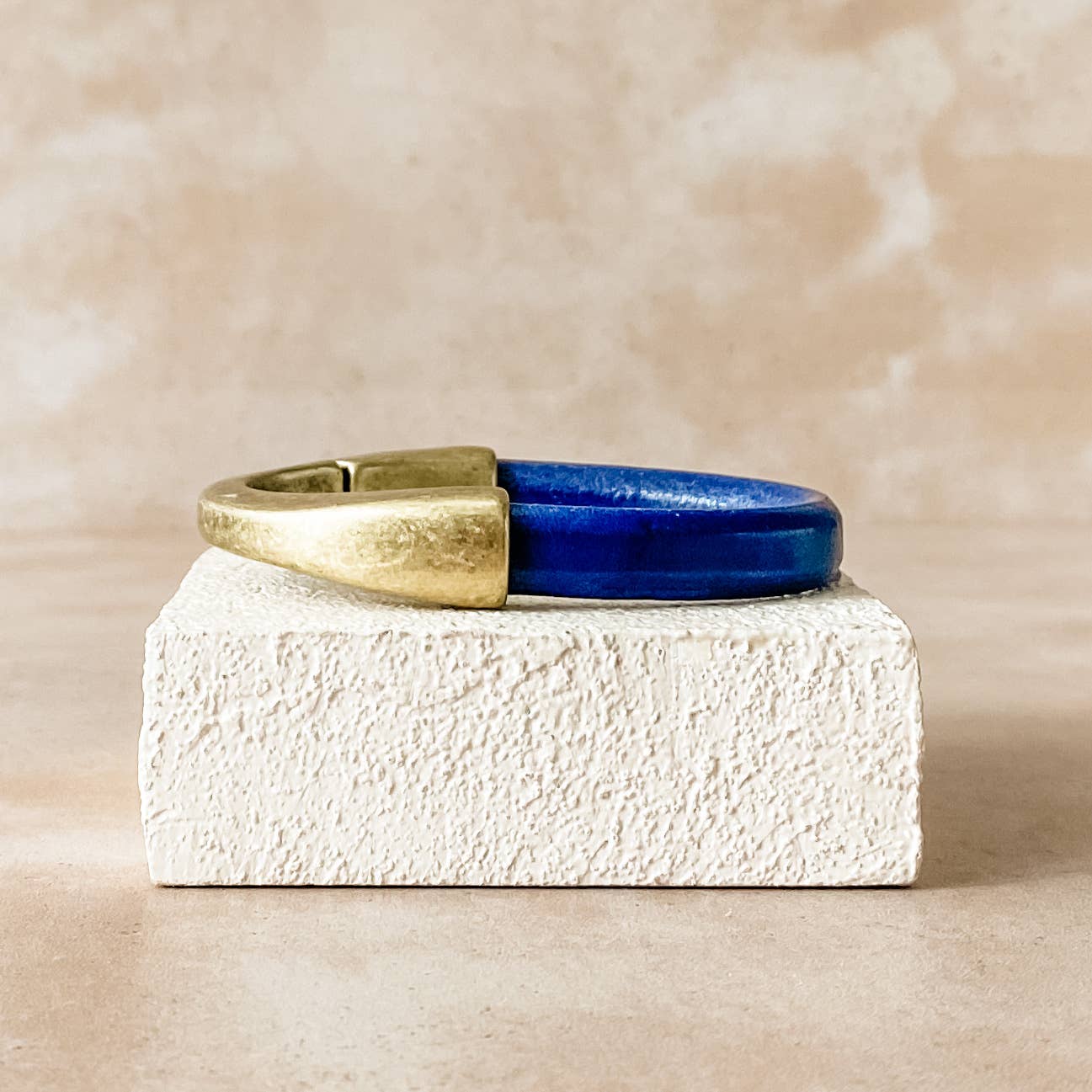 Diana Kauffman Designs - Vendita all'ingrosso Bracciale a polsino - Bracciale staccabile in pelle/Ottone anticato6