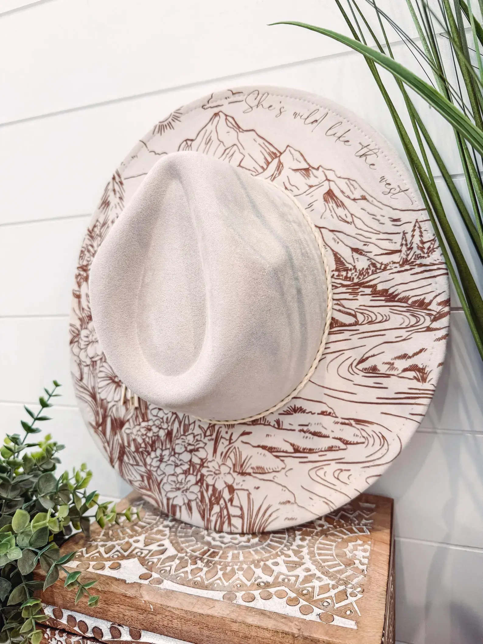 Willie & Dolly Designs - Wholesale Fedora - Women's - Engraved Floral Mountain Hat3