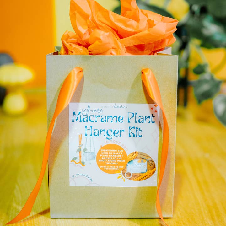 Studio Dawn - Wholesale DIY Craft Kit - DIY Macrame Plant Hanger Kit4