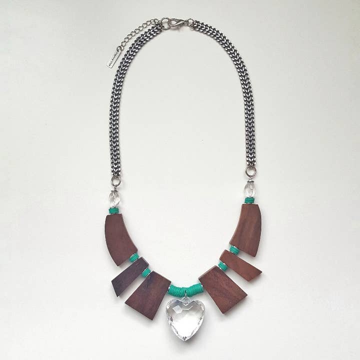 Clear Heart Wood Handmade Necklace for wholesale by Daphne'Style